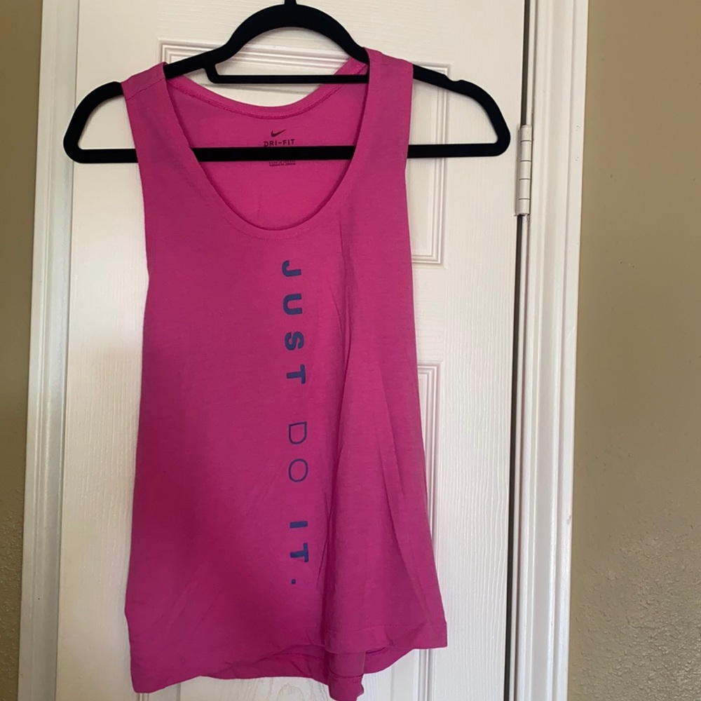 Nike muscle tank